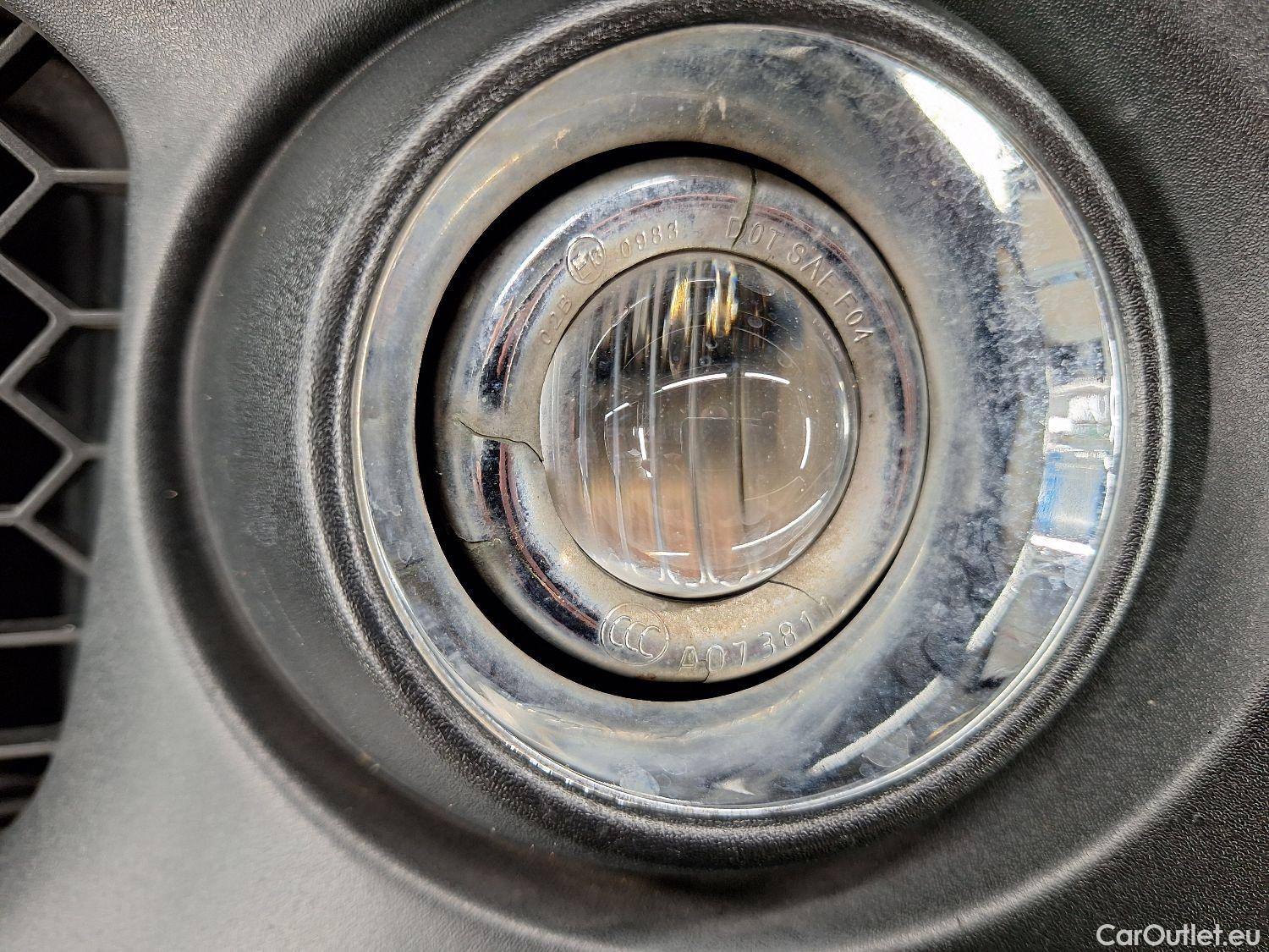  Abarth  500 Fiat,  '15, Abarth  1.4 T-Jet 595 107kW 3d #20