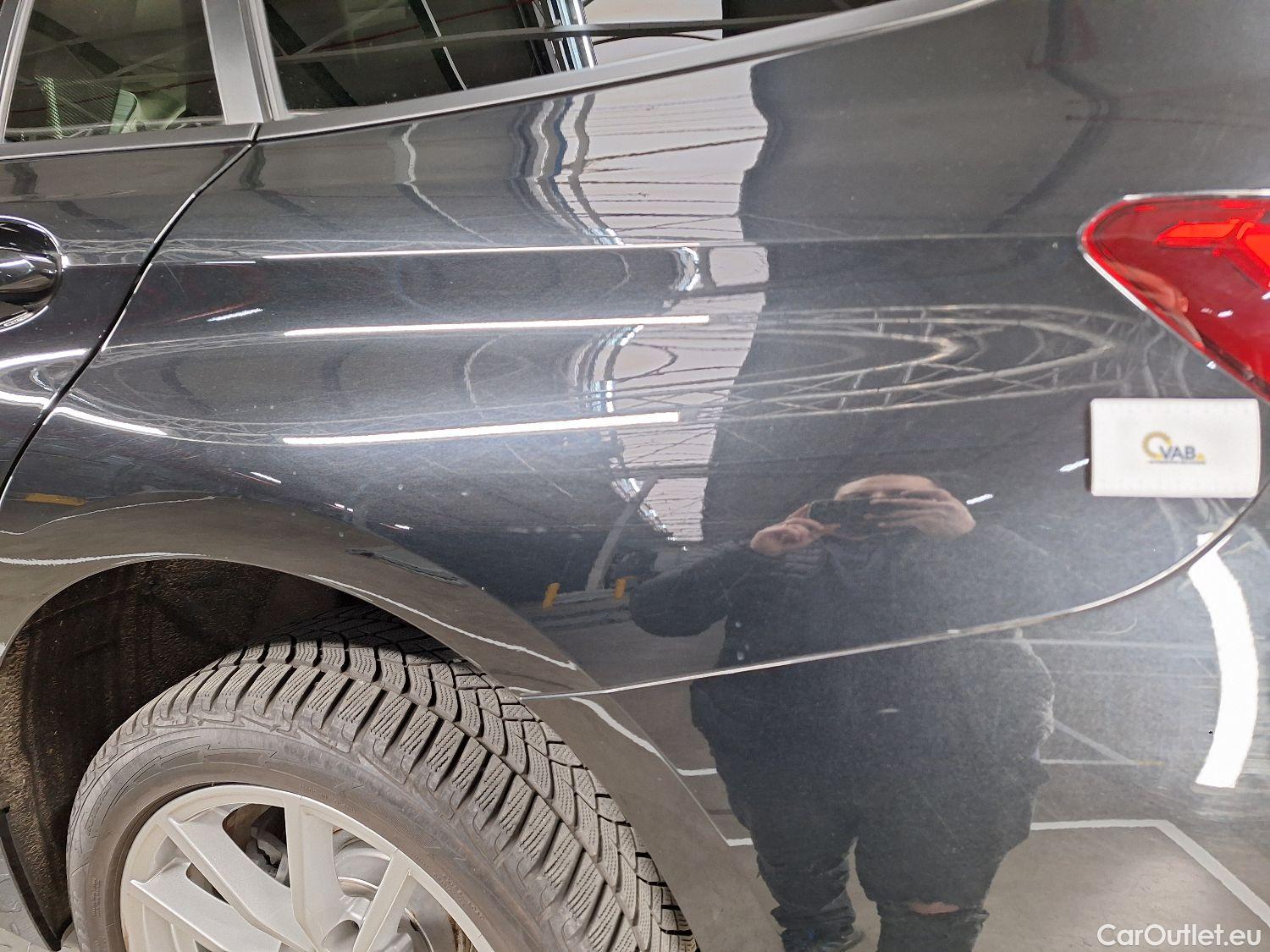  Bmw  Serie 3 BMW, 3-serie Touring '18, BMW 3 Reeks Touring 316dA (90 kW) 5d #19