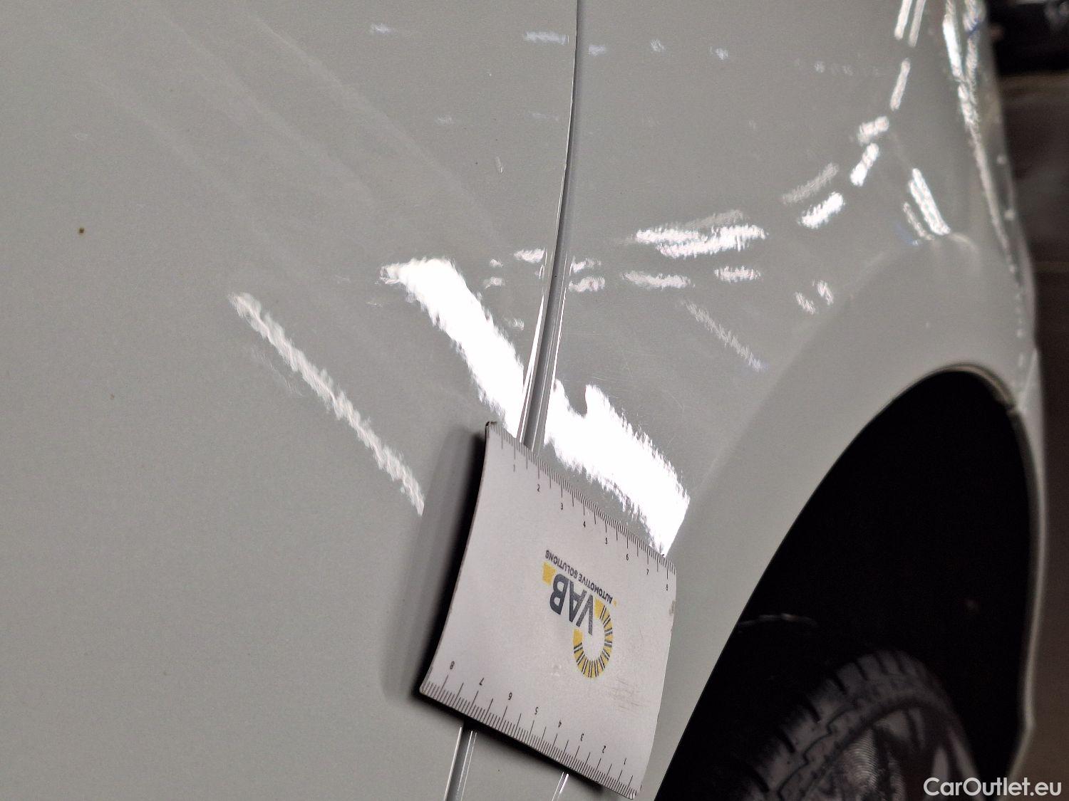  Mercedes  A-Klasse Mercedes, A-Class Berline '18, Mercedes-Benz  Limousine A 180d Business S #25