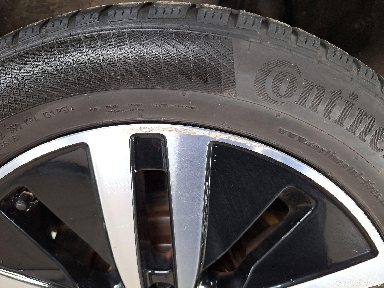  Mercedes  A-Klasse Mercedes, A-Class Berline '18, Mercedes-Benz  Limousine A 250e Business S #4