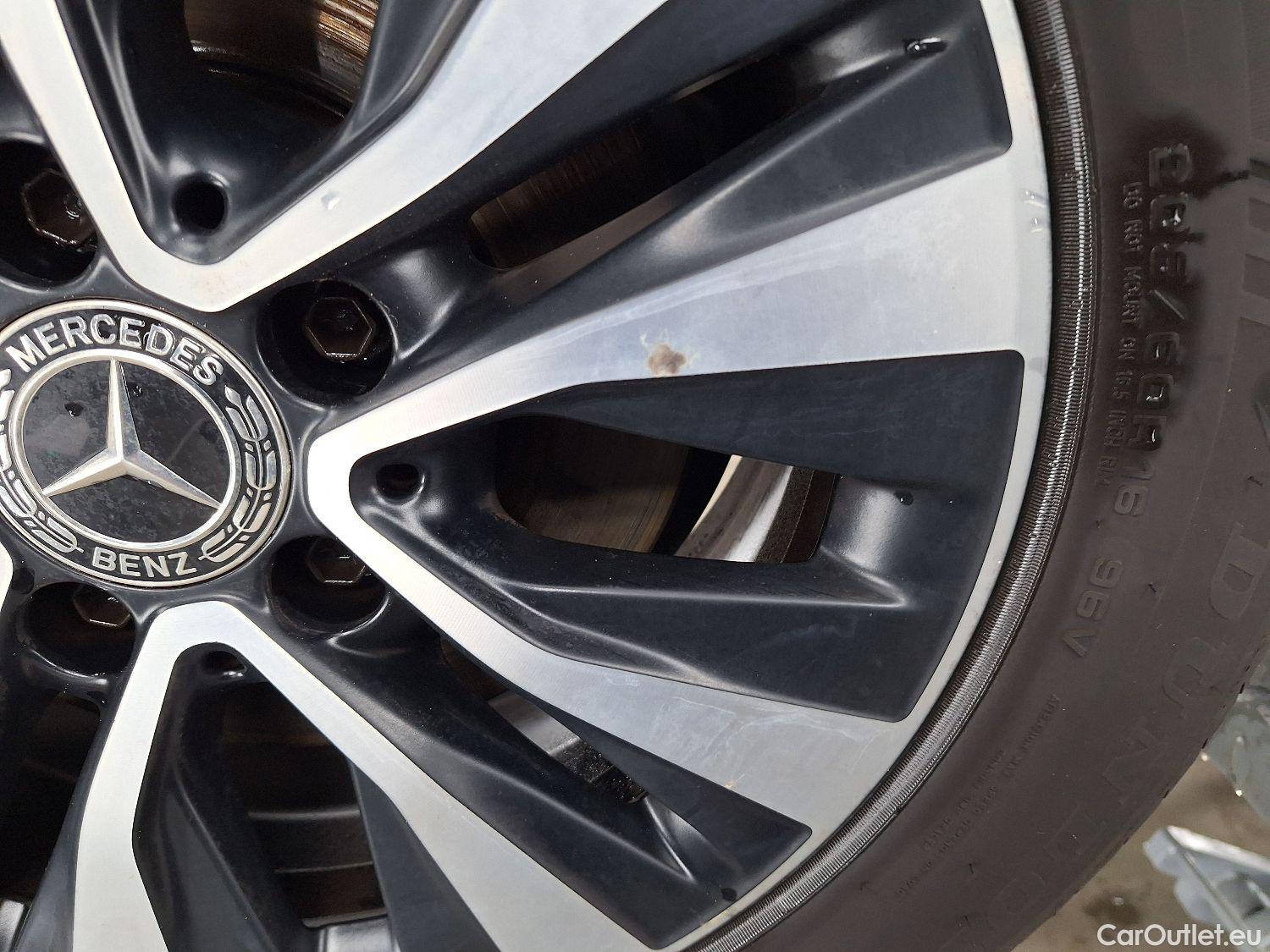  Mercedes  A-Klasse Mercedes, A-Class Berline '18, Mercedes-Benz  Limousine A 180d Business S #18