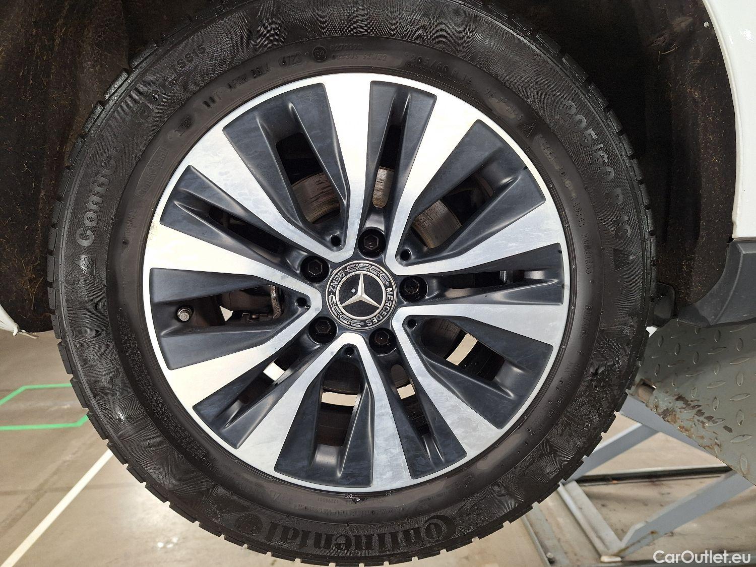  Mercedes  A-Klasse Mercedes, A-Class Berline '18, Mercedes-Benz  Limousine A 180d Business S #13