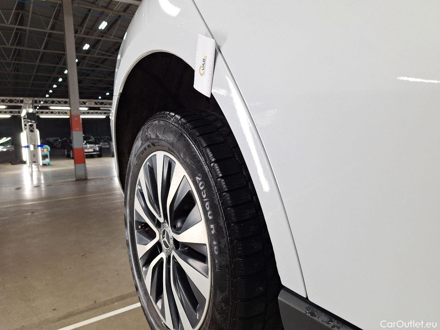  Mercedes  A-Klasse Mercedes, A-Class Berline '18, Mercedes-Benz  Limousine A 180d Business S #22