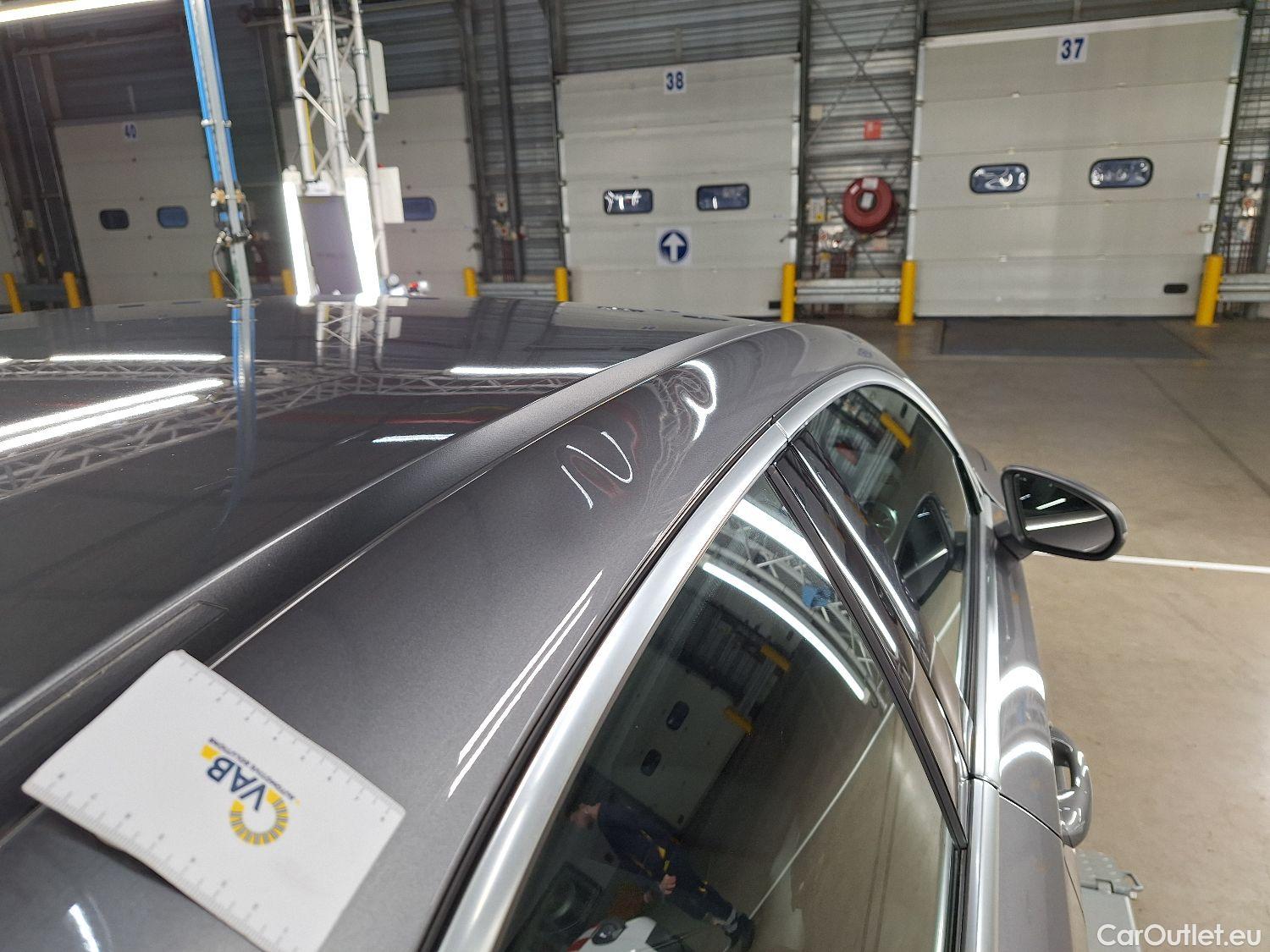  Mercedes  A-Klasse Mercedes, A-Class Berline '18, Mercedes-Benz  Limousine A 250e Business S #10