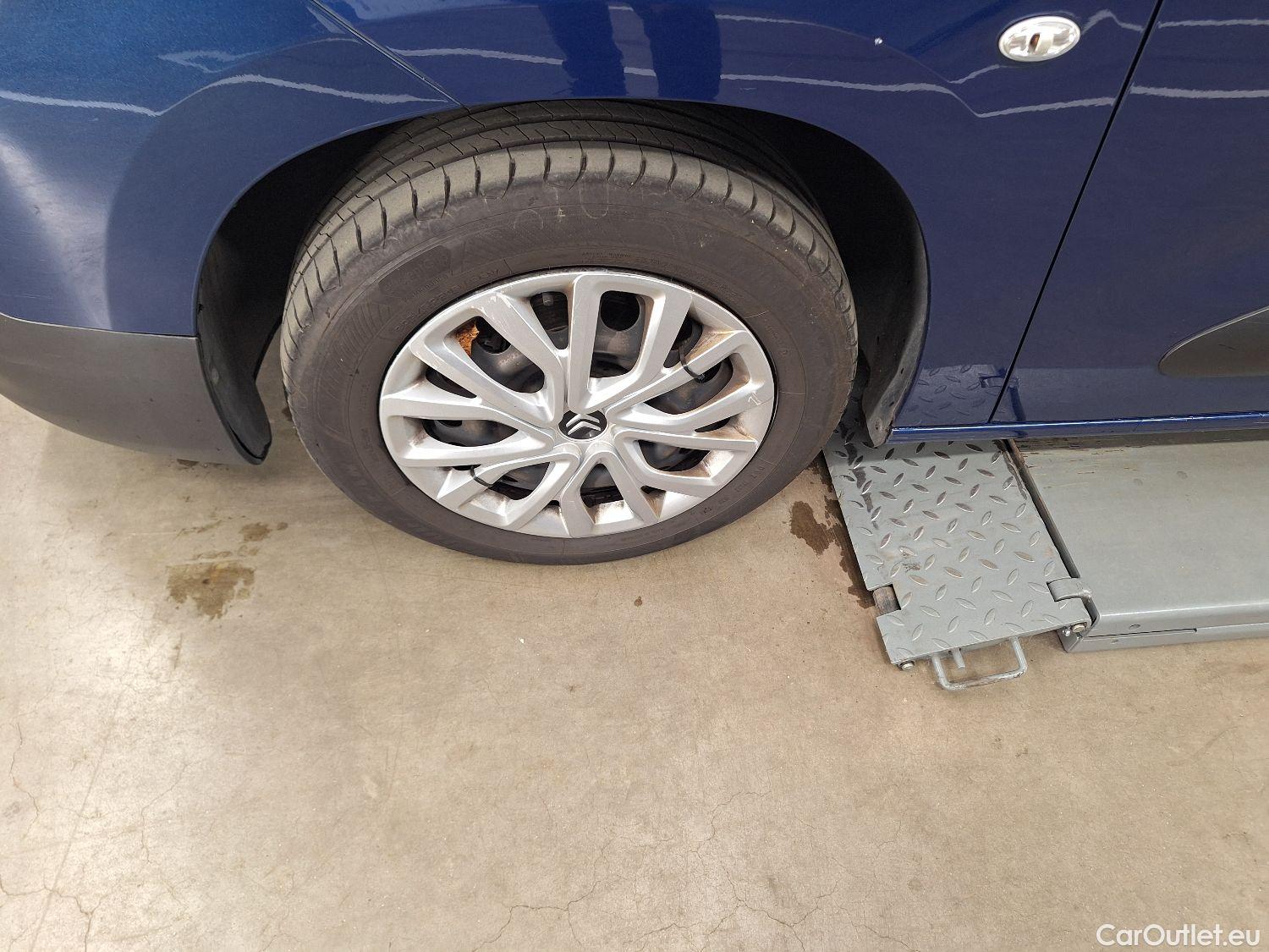  Citroen  Berlingo Citroën,  Mul '18, Citroën  Multispace 1.5 BlueHDi 100 MAN S& #84