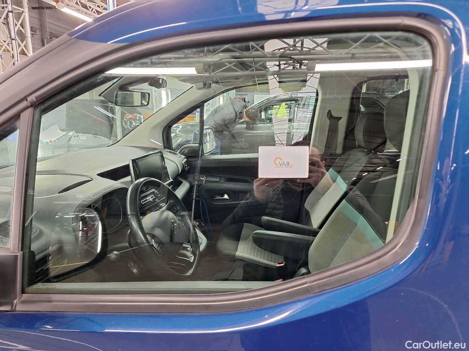  Citroen  Berlingo Citroën,  Mul '18, Citroën  Multispace 1.5 BlueHDi 100 MAN S& #42