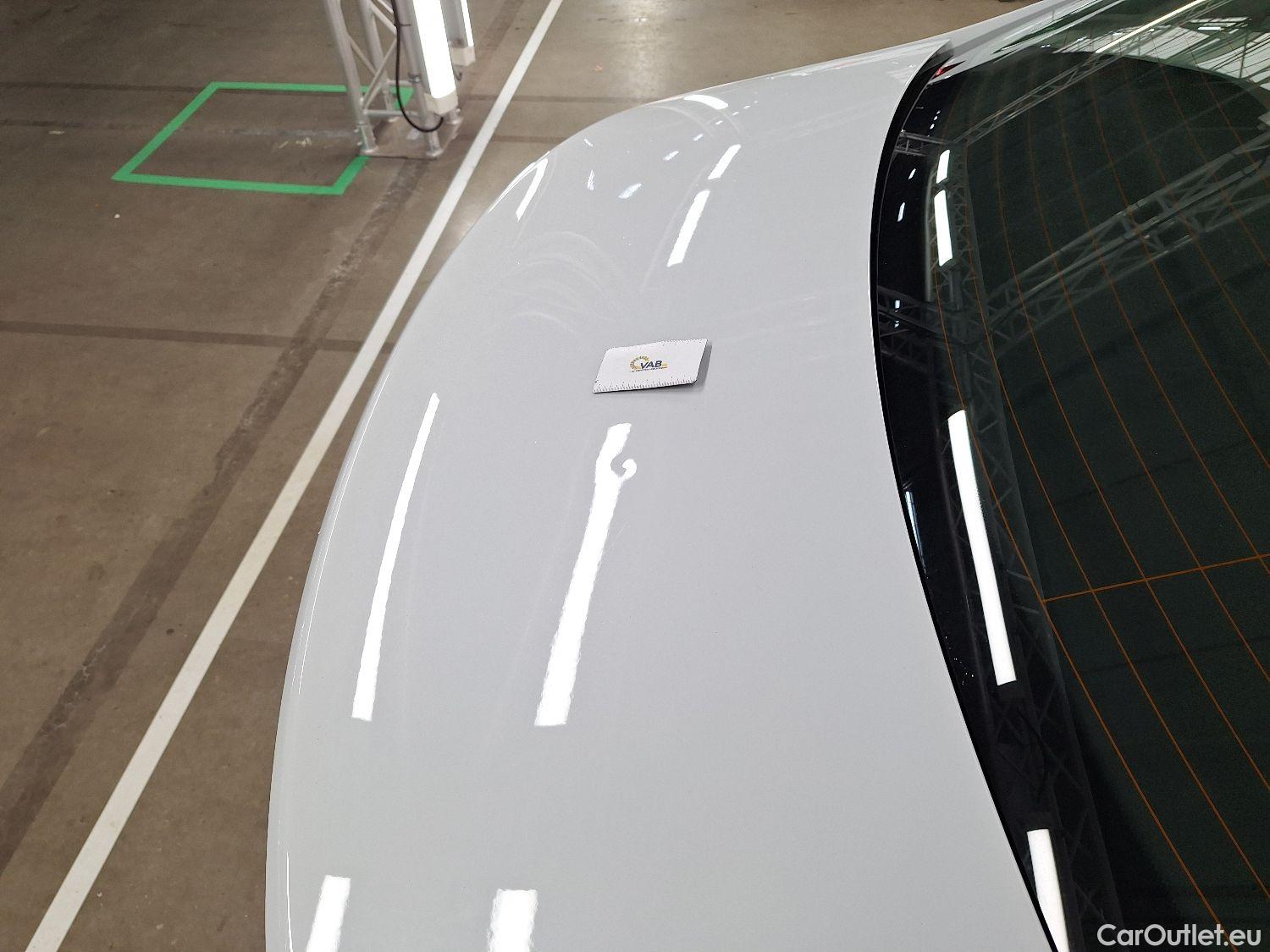  Mercedes  A-Klasse Mercedes, A-Class Berline '18, Mercedes-Benz  Limousine A 180d Business S #28