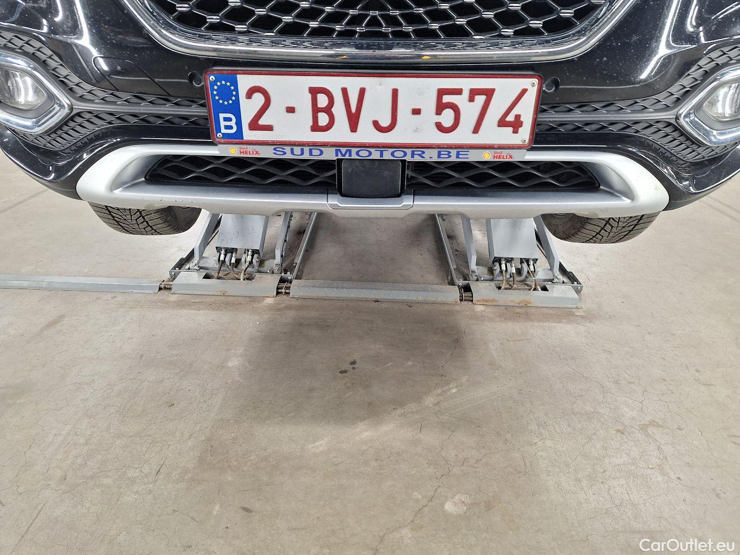  MG  EHS MG,  '20 PHEV, MG  1.5T Luxury 5d #40