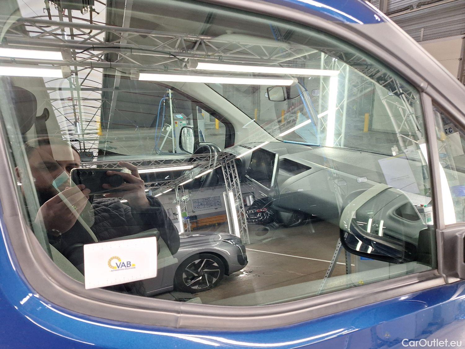  Citroen  Berlingo Citroën,  Mul '18, Citroën  Multispace 1.5 BlueHDi 100 MAN S& #17