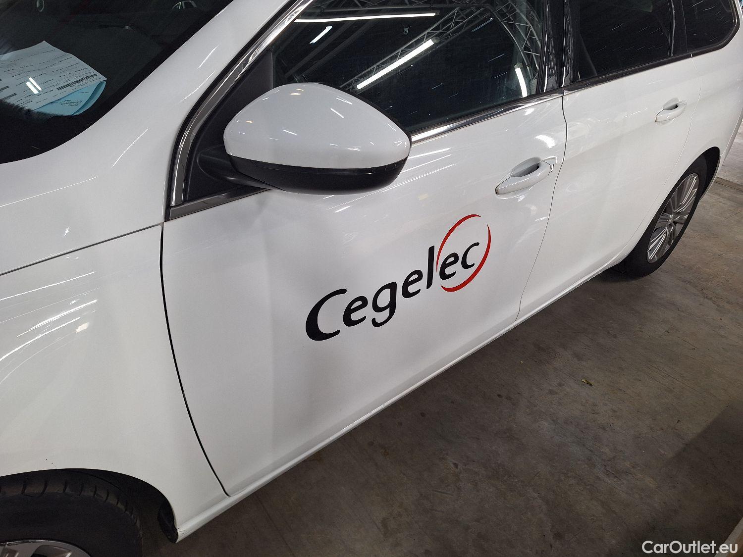  Peugeot  308 Peugeot,  SW FL'17, Peugeot  SW 1.5 BlueHDi 130 S&S Allure 5d #60