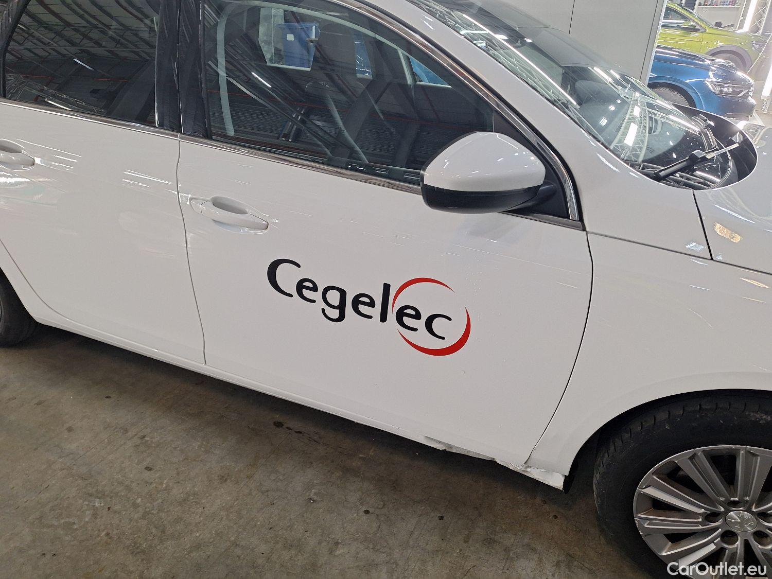  Peugeot  308 Peugeot,  SW FL'17, Peugeot  SW 1.5 BlueHDi 130 S&S Allure 5d #61