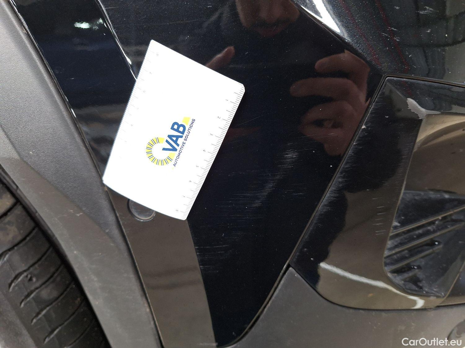  Peugeot  2008 Peugeot,  '19, Peugeot  1.5 BlueHDi 81kW S&S GT 5d #4