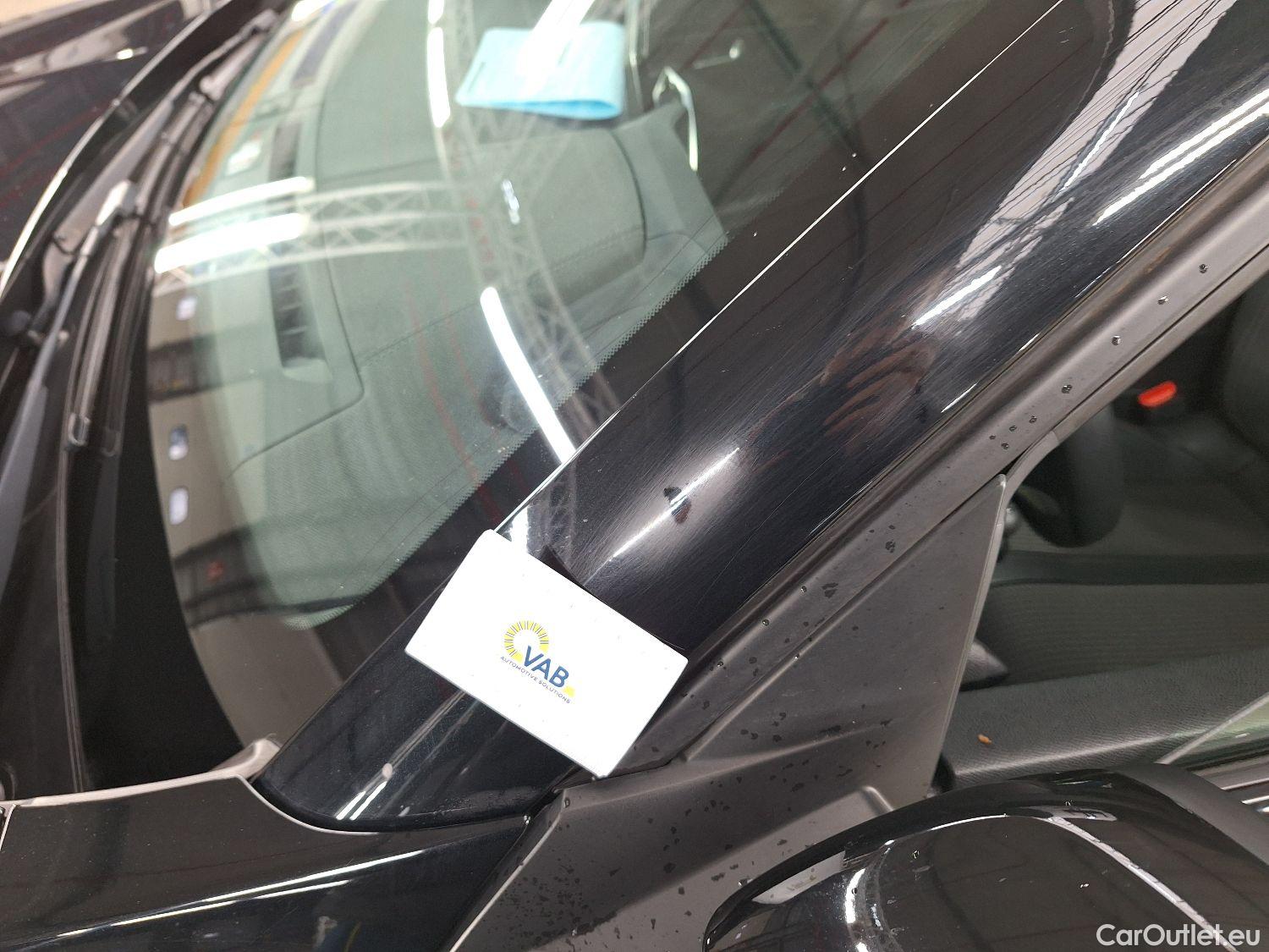  Peugeot  2008 Peugeot,  '19, Peugeot  1.5 BlueHDi 81kW S&S GT 5d #14