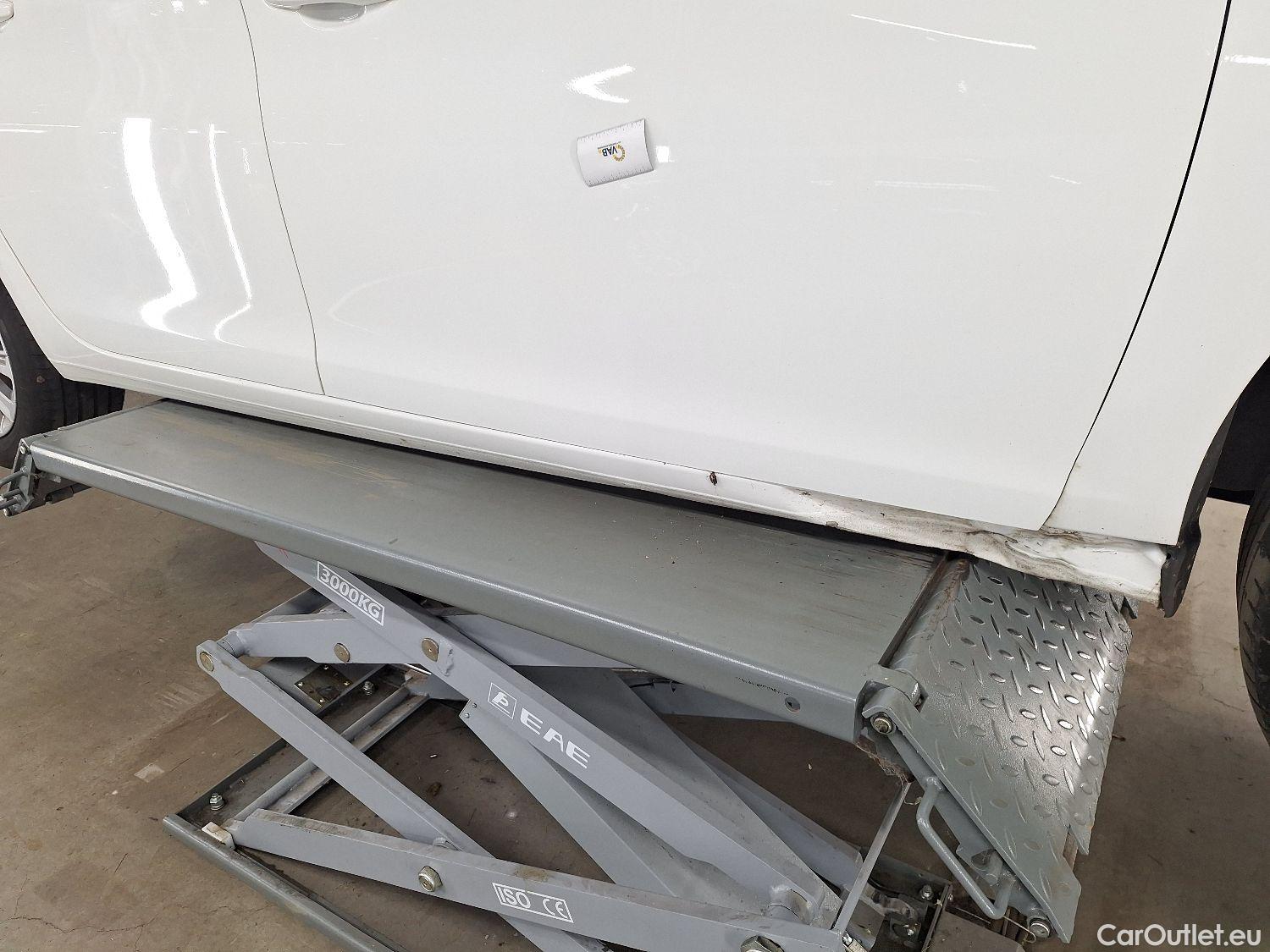  Peugeot  308 Peugeot,  SW FL'17, Peugeot  SW 1.5 BlueHDi 130 S&S Allure 5d #14