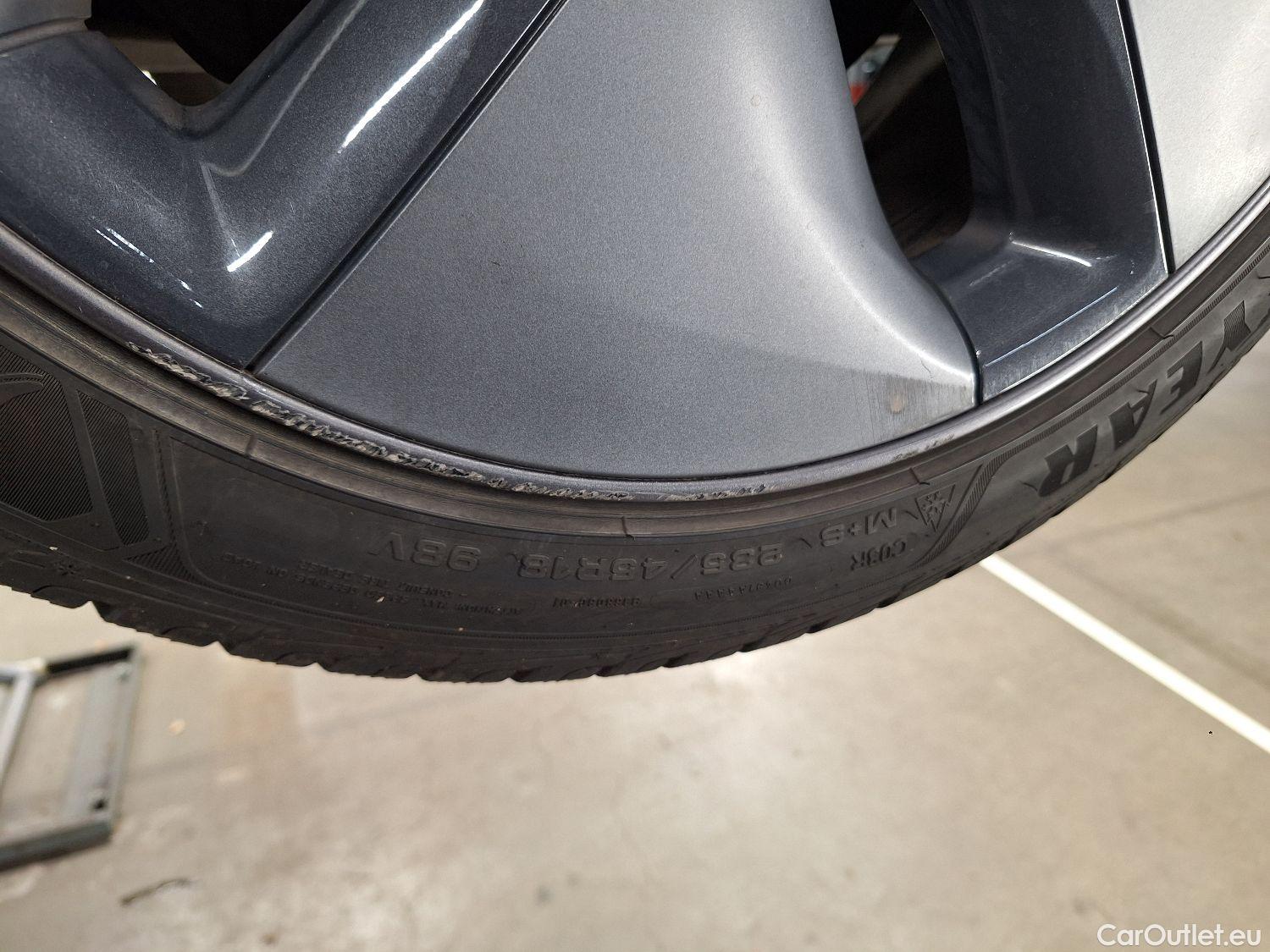  Tesla  Model 3 Tesla,  '18 BEV, Tesla  Standard RWD Plus 4d #4