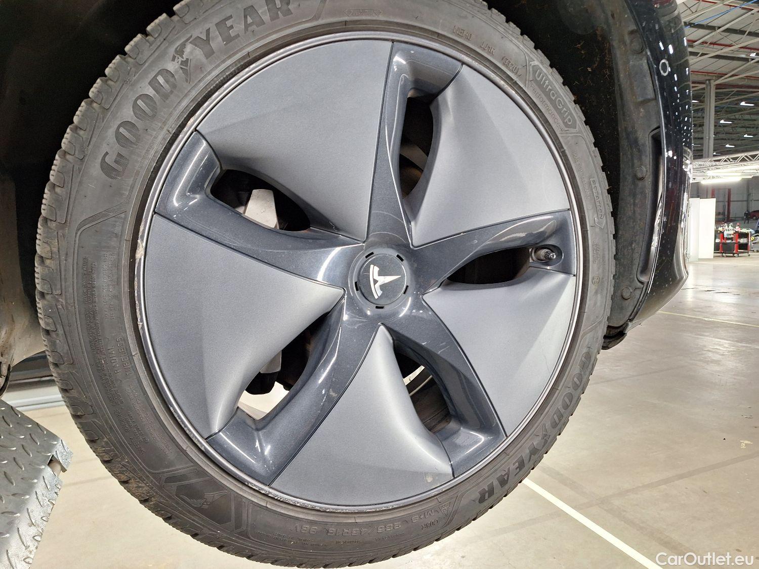  Tesla  Model 3 Tesla,  '18 BEV, Tesla  Standard RWD Plus 4d #3