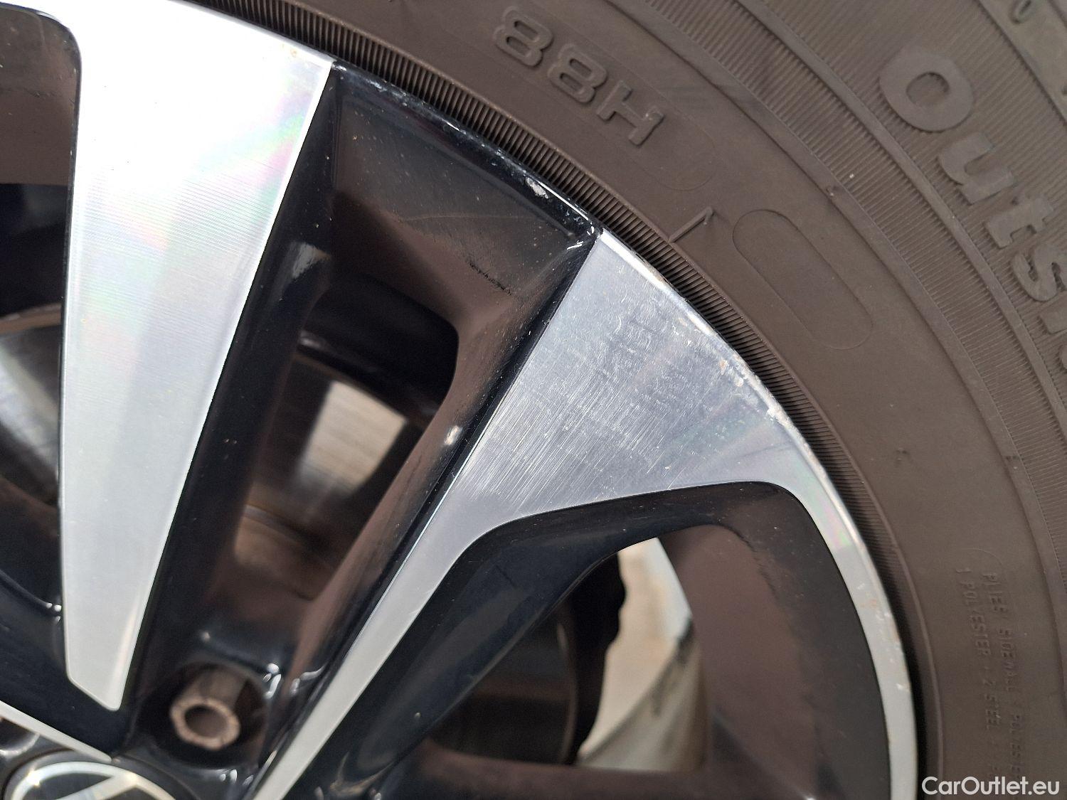  Volkswagen  Polo VW,  '17, Volkswagen  1.0 TSI United 5d #6