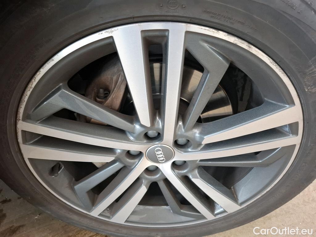  Audi  Q5 AUDI  / 2018 / 5P / SUV 55 TFSI e 367 QTT S TRONIC 7 S LINE #9