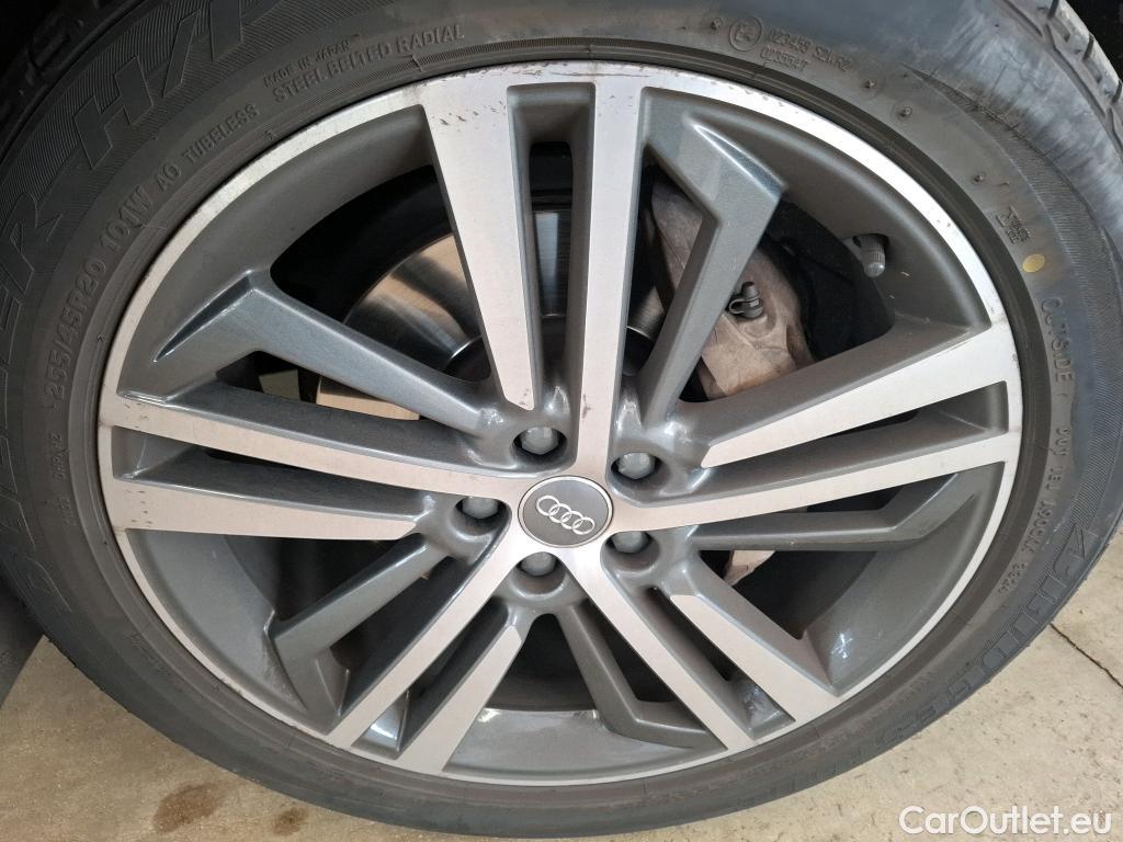  Audi  Q5 AUDI  / 2018 / 5P / SUV 55 TFSI e 367 QTT S TRONIC 7 S LINE #19