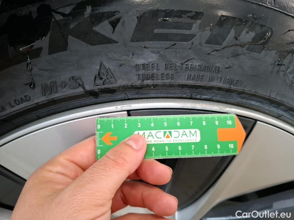  Tesla  Model Y TESLA  / 2020 / 5P / SUV Long Range Dual Motor AWD #14