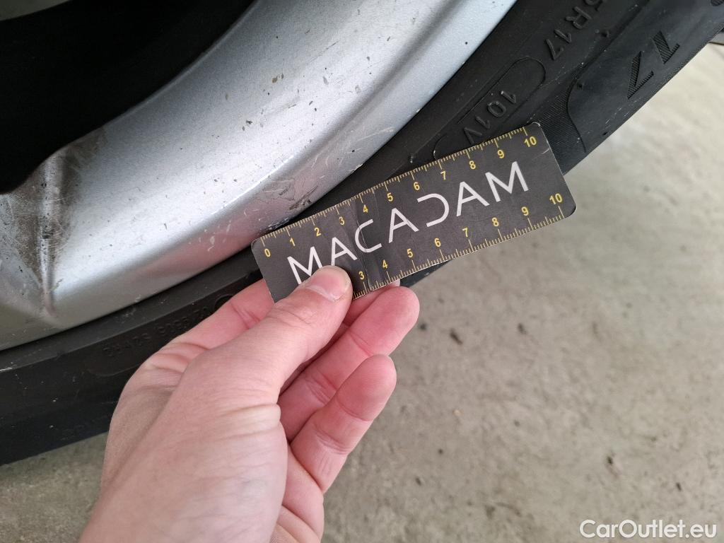  Mercedes  V-Klasse Classe V Long / 2019 / 5P / monospace V 250 d LG Avantgarde (Ex 036L) / SUR PARC #23