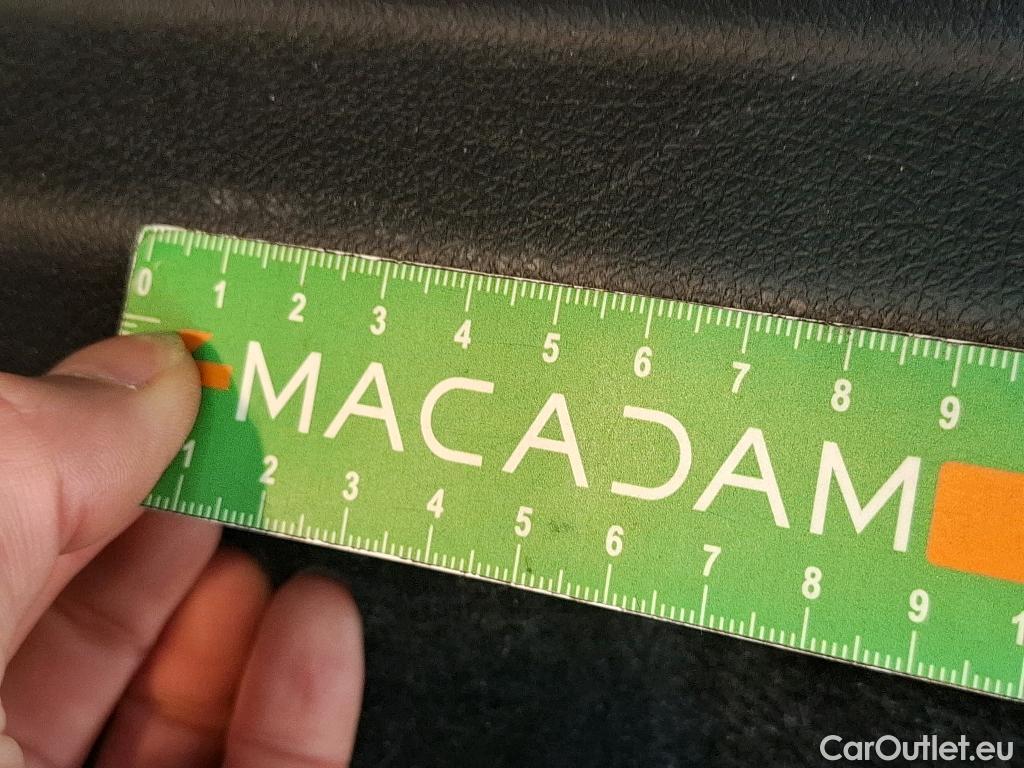  Mercedes  G-Klasee MERCEDES-BENZ GLE / 2019 / 5P / SUV GLE 350 e 4MATIC AMG Line #65