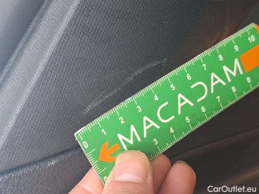  Mercedes  G-Klasee MERCEDES-BENZ GLE / 2019 / 5P / SUV GLE 350 e 4MATIC AMG Line #68