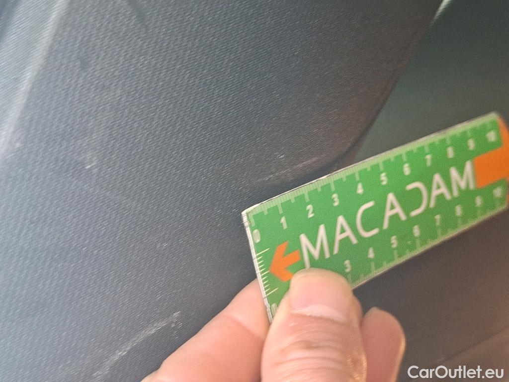  Mercedes  G-Klasee MERCEDES-BENZ GLE / 2019 / 5P / SUV GLE 350 e 4MATIC AMG Line #69