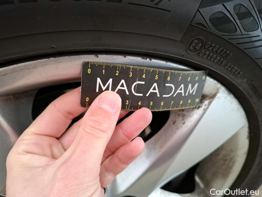  Mercedes  V-Klasse Classe V Long / 2019 / 5P / monospace V 250 d LG Avantgarde (Ex 036L) / SUR PARC #53