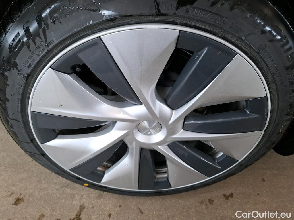  Tesla  Model Y TESLA  / 2020 / 5P / SUV Long Range Dual Motor AWD #2