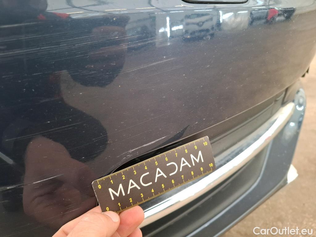  Volvo  XC90 VOLVO  / 2014 / 5P / SUV &D5 AWD AdBlue 235 Geartro 8 Inscrip Luxe #27