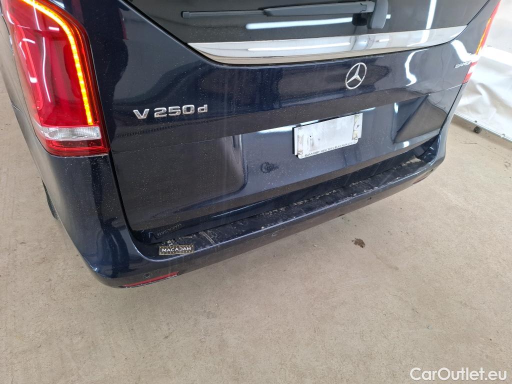  Mercedes  V-Klasse Classe V Long / 2019 / 5P / monospace V 250 d LG Avantgarde (Ex 036L) / SUR PARC #10