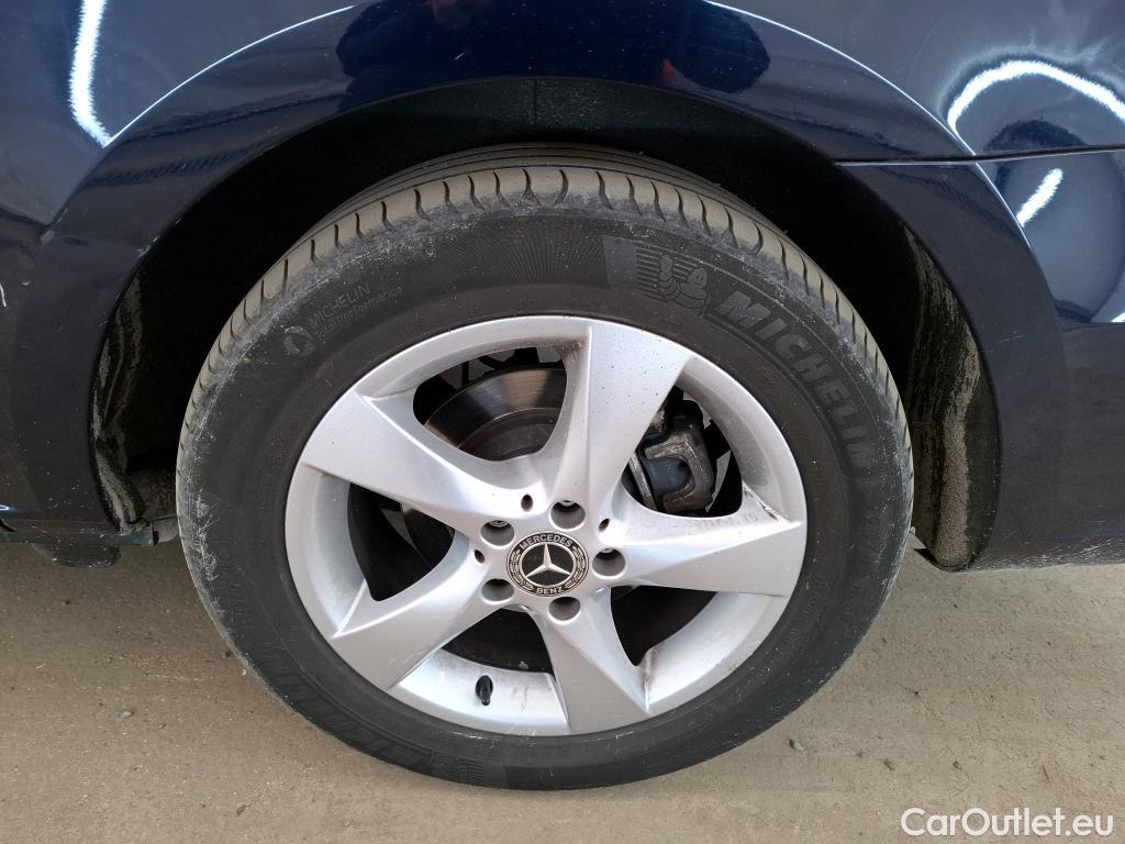  Mercedes  V-Klasse Classe V Long / 2019 / 5P / monospace V 250 d LG Avantgarde (Ex 036L) / SUR PARC #19