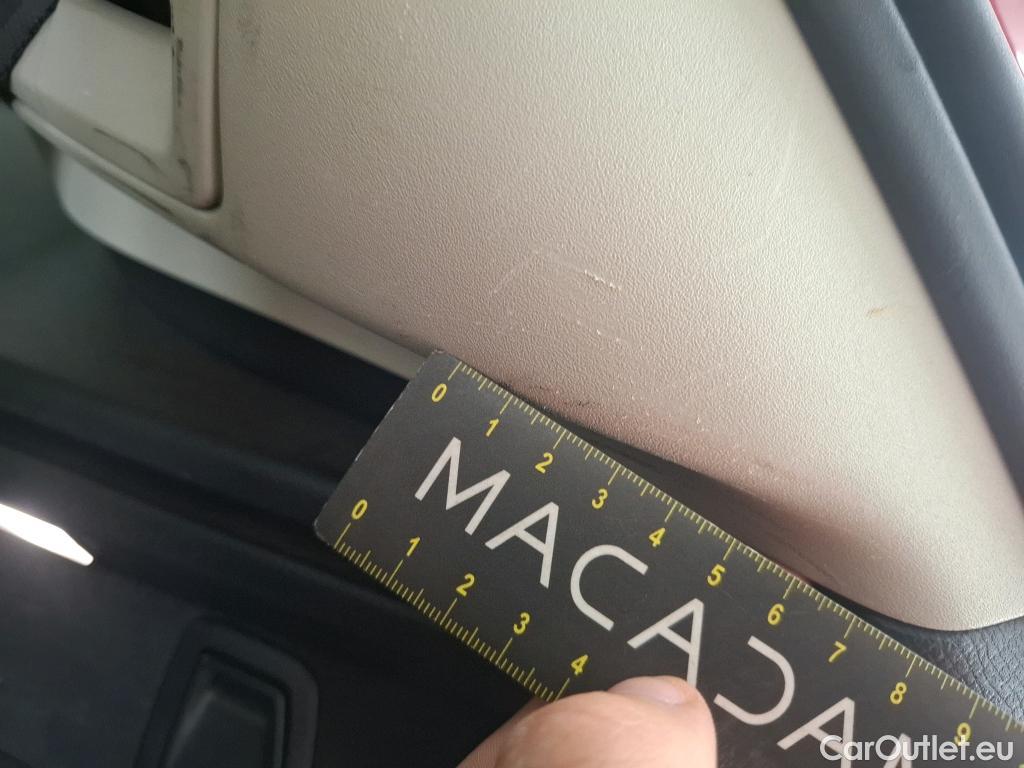  Volvo  XC90 VOLVO  / 2014 / 5P / SUV &D5 AWD AdBlue 235 Geartro 8 Inscrip Luxe #95