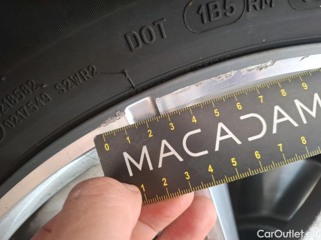  Volvo  XC90 VOLVO  / 2014 / 5P / SUV &D5 AWD AdBlue 235 Geartro 8 Inscrip Luxe #52