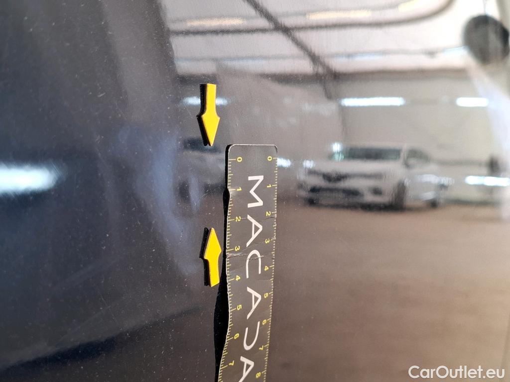  Mercedes  V-Klasse Classe V Long / 2019 / 5P / monospace V 250 d LG Avantgarde (Ex 036L) / SUR PARC #39