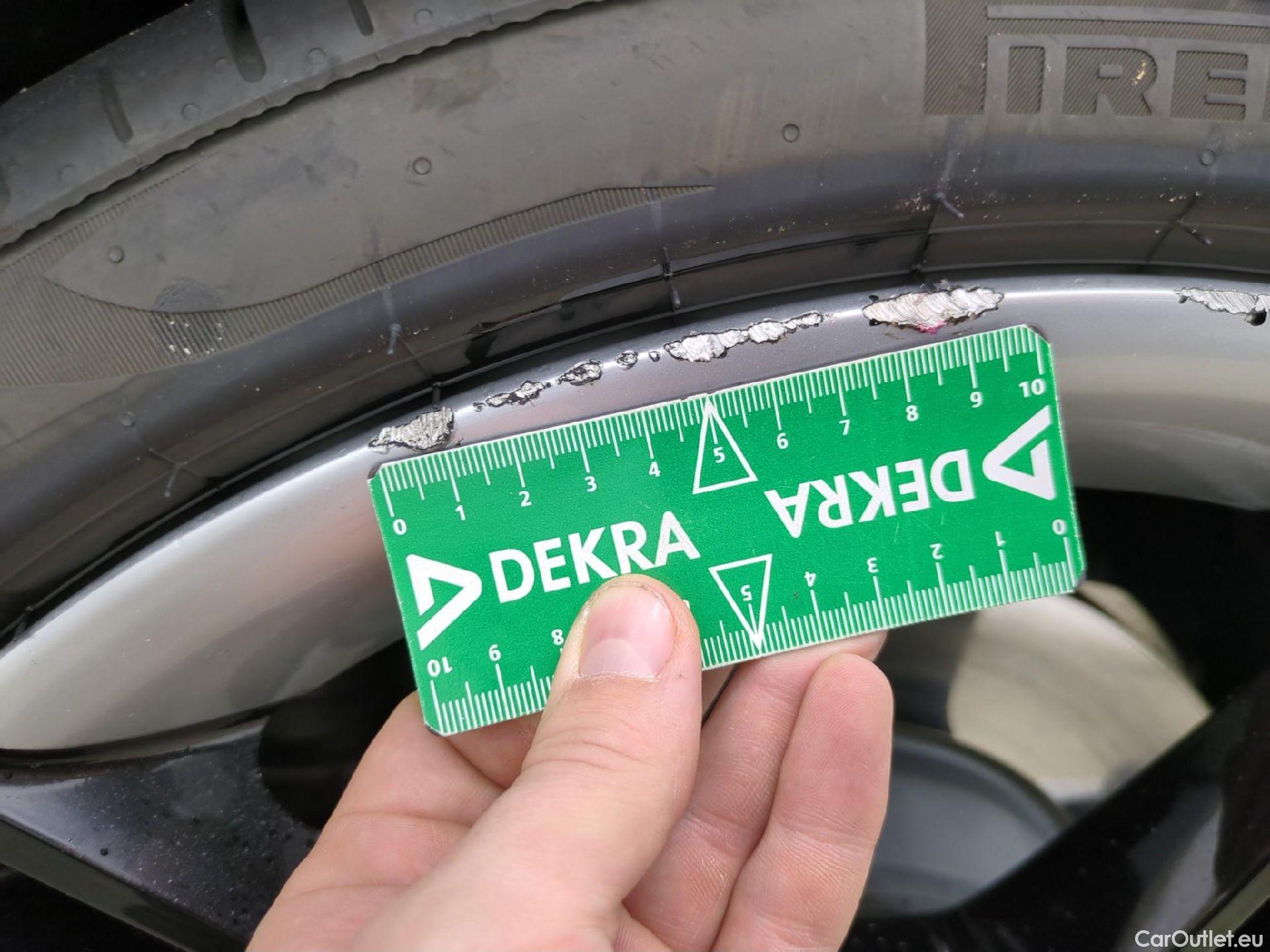  Porsche  Taycan  79kWh BVA #6