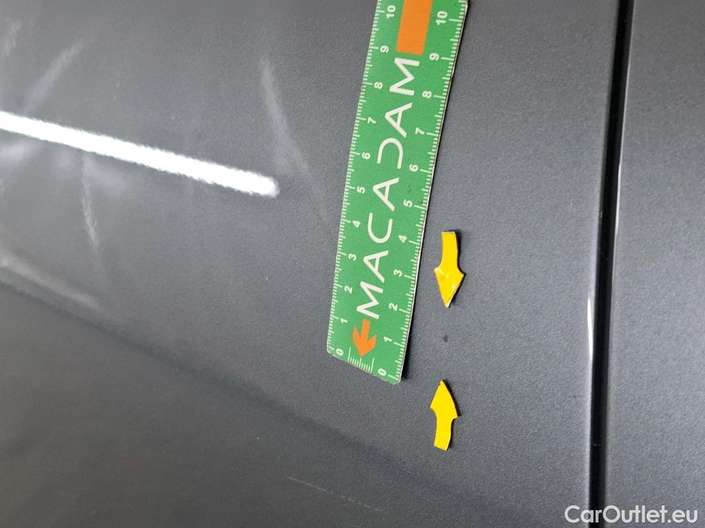  Mercedes  G-Klasee MERCEDES-BENZ GLE / 2019 / 5P / SUV GLE 350 e 4MATIC AMG Line #75