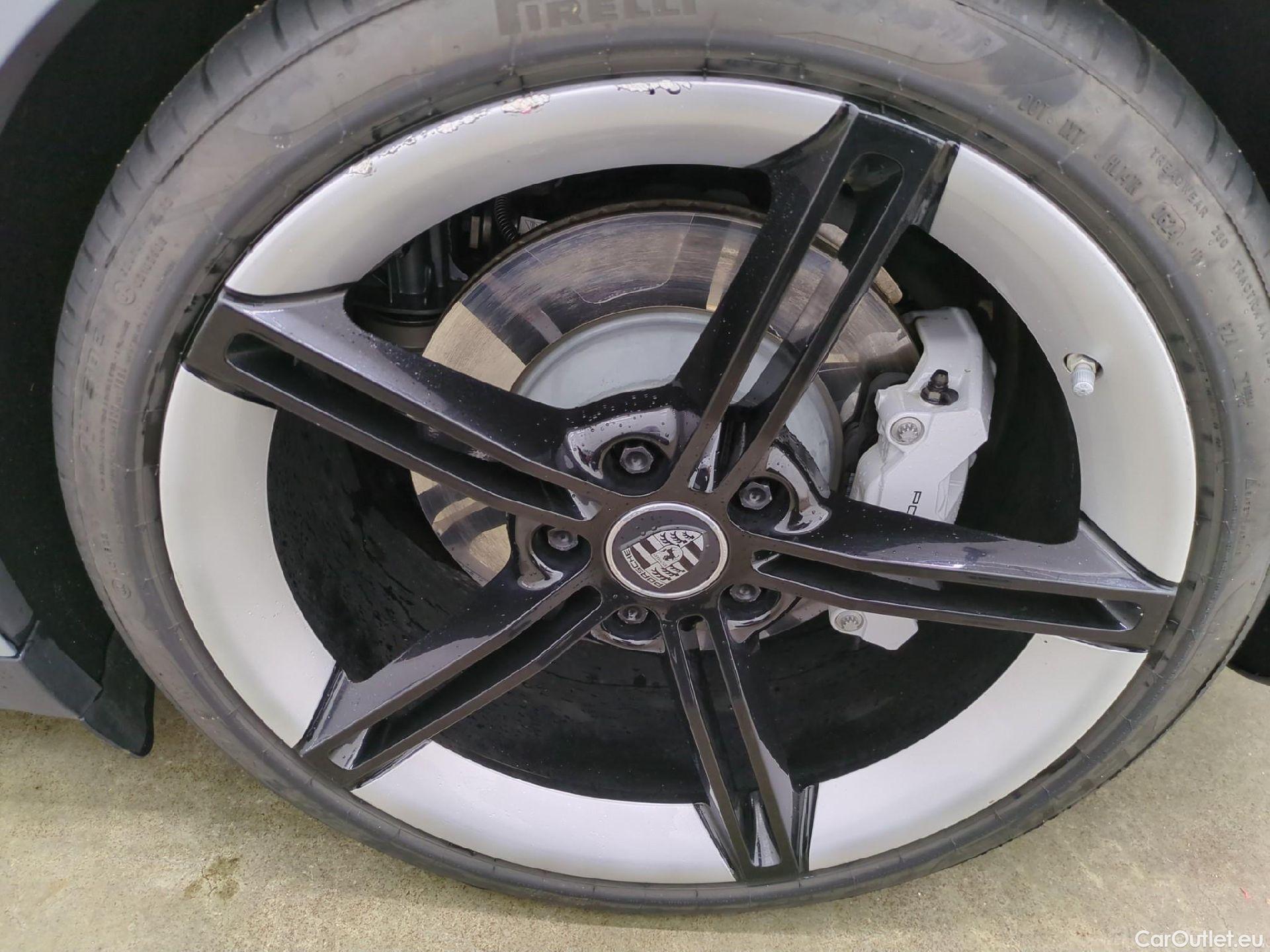  Porsche  Taycan  79kWh BVA #5