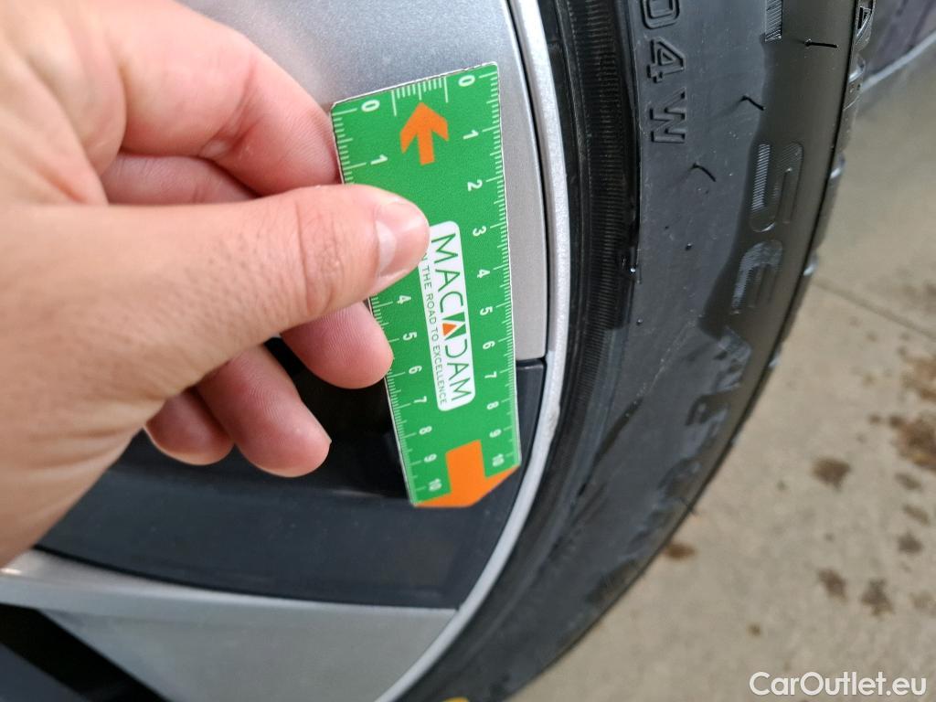  Tesla  Model Y TESLA  / 2020 / 5P / SUV Long Range Dual Motor AWD #25