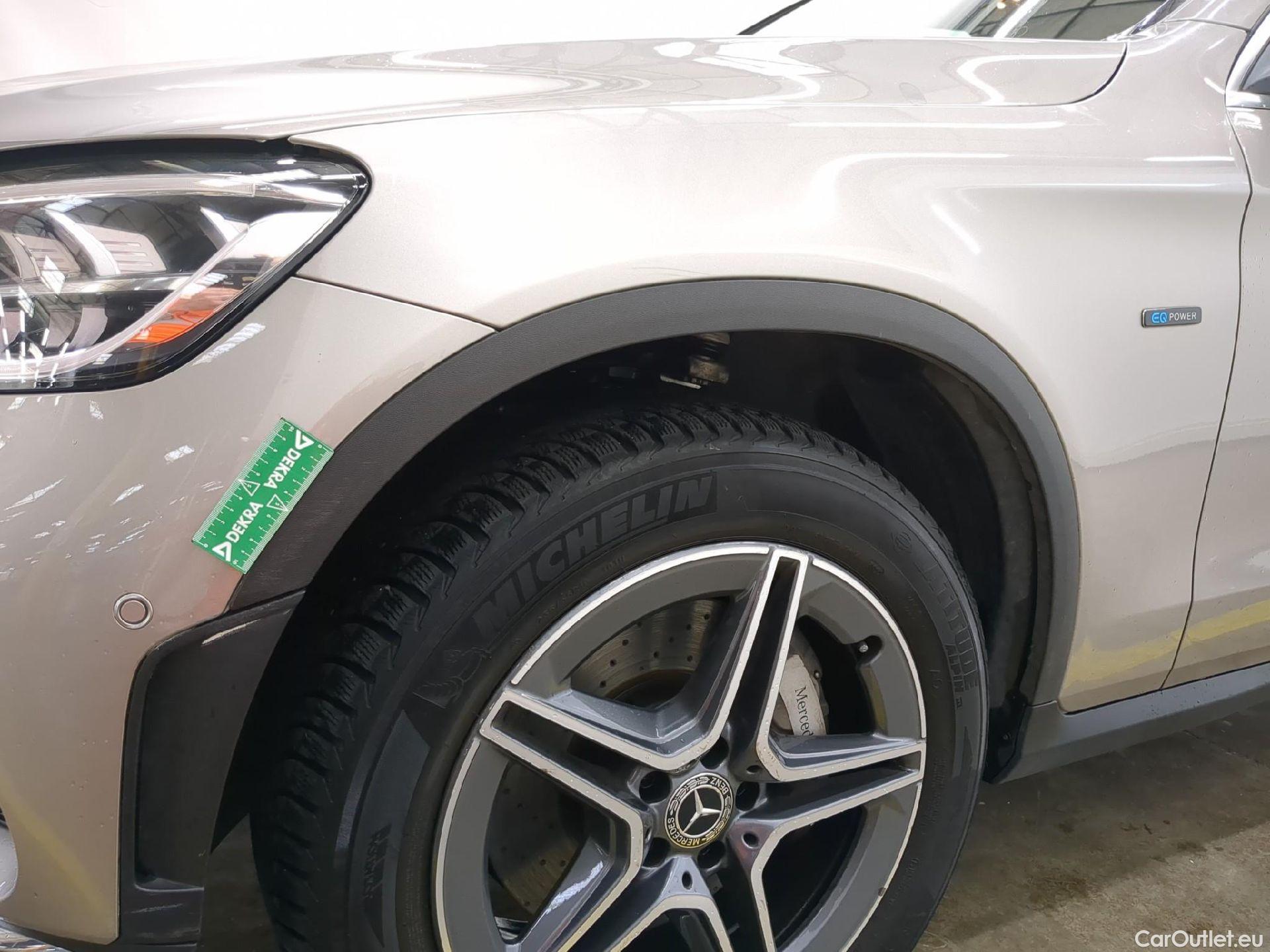  Mercedes  G-Klasee MERCEDES-BENZ GLC Coupe / 2019 / 5P / Coupé GLC 300 e Business Line 4Matic #13