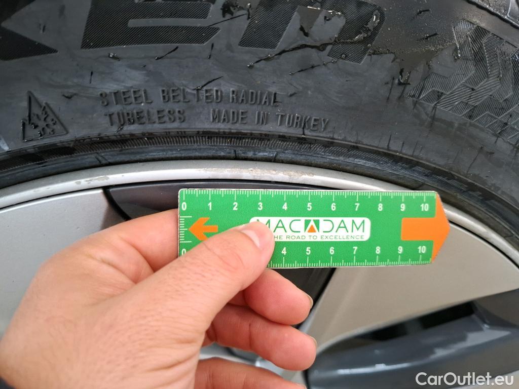  Tesla  Model Y TESLA  / 2020 / 5P / SUV Long Range Dual Motor AWD #13