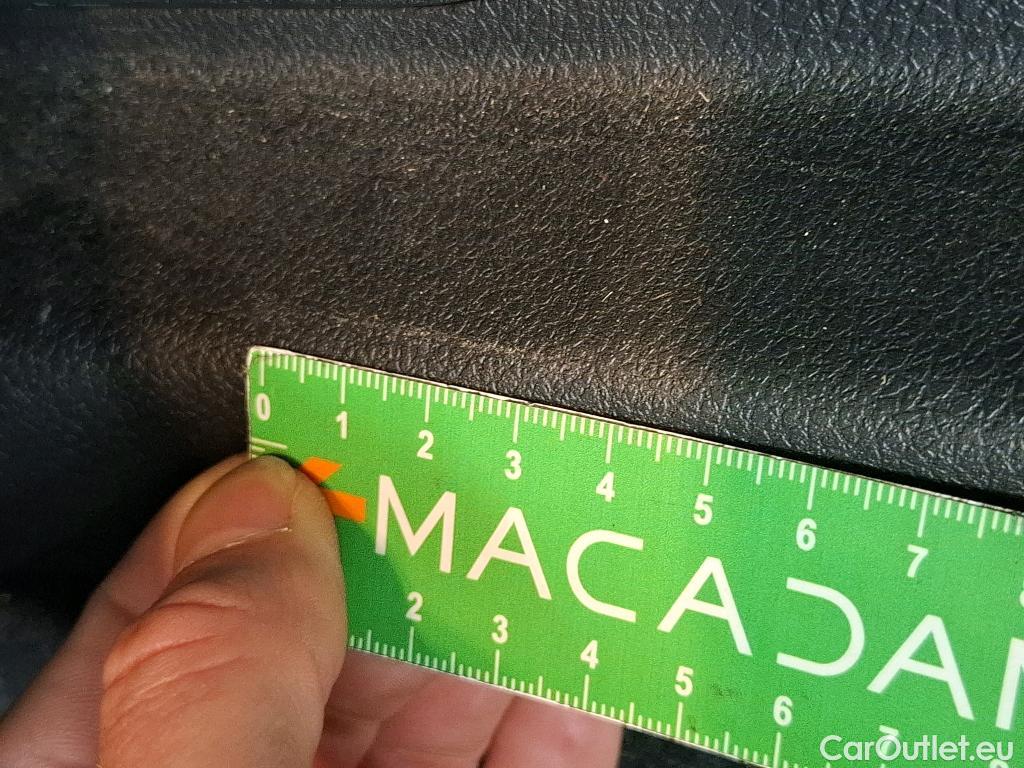  Mercedes  G-Klasee MERCEDES-BENZ GLE / 2019 / 5P / SUV GLE 350 e 4MATIC AMG Line #66