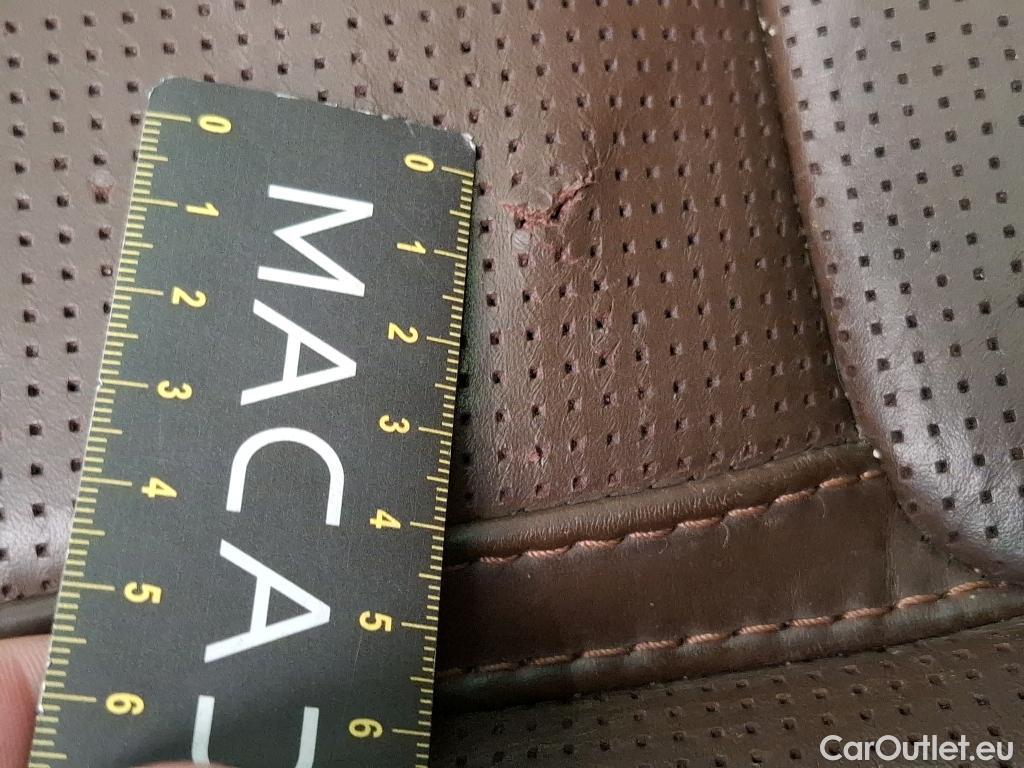  Volvo  XC90 VOLVO  / 2014 / 5P / SUV &D5 AWD AdBlue 235 Geartro 8 Inscrip Luxe #4