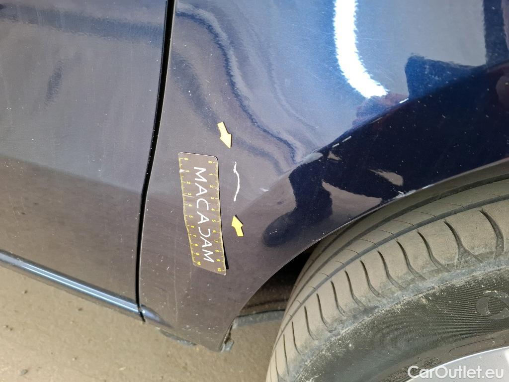  Mercedes  V-Klasse Classe V Long / 2019 / 5P / monospace V 250 d LG Avantgarde (Ex 036L) / SUR PARC #68