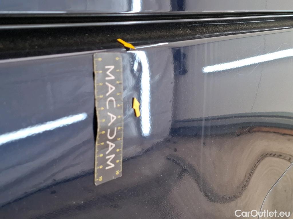  Mercedes  V-Klasse Classe V Long / 2019 / 5P / monospace V 250 d LG Avantgarde (Ex 036L) / SUR PARC #70