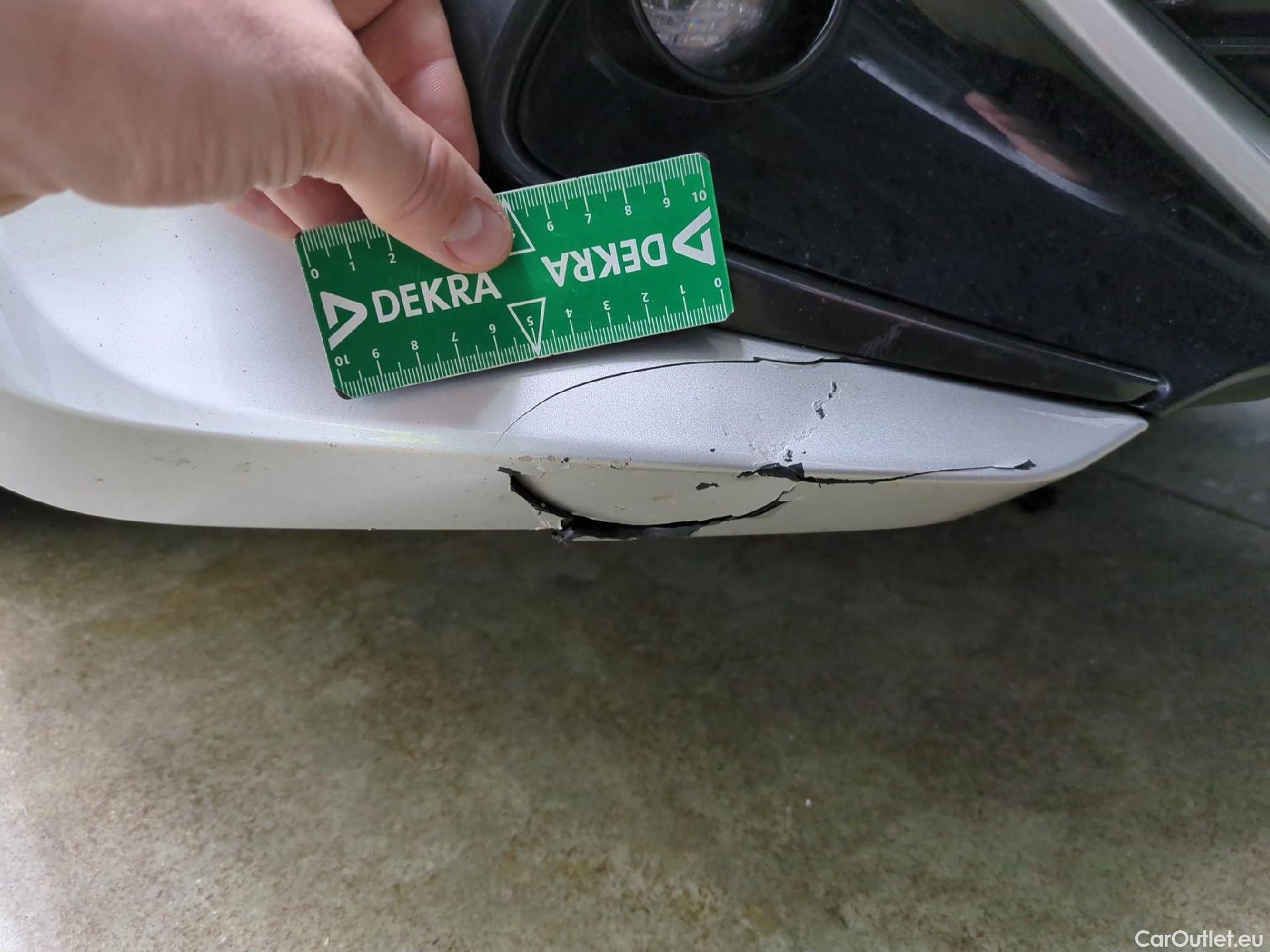  Toyota  Corolla TOYOTA  Touring Sports / 2018 / 5P / Break Hybride 122h Dynamic Business Beyond Zer #22