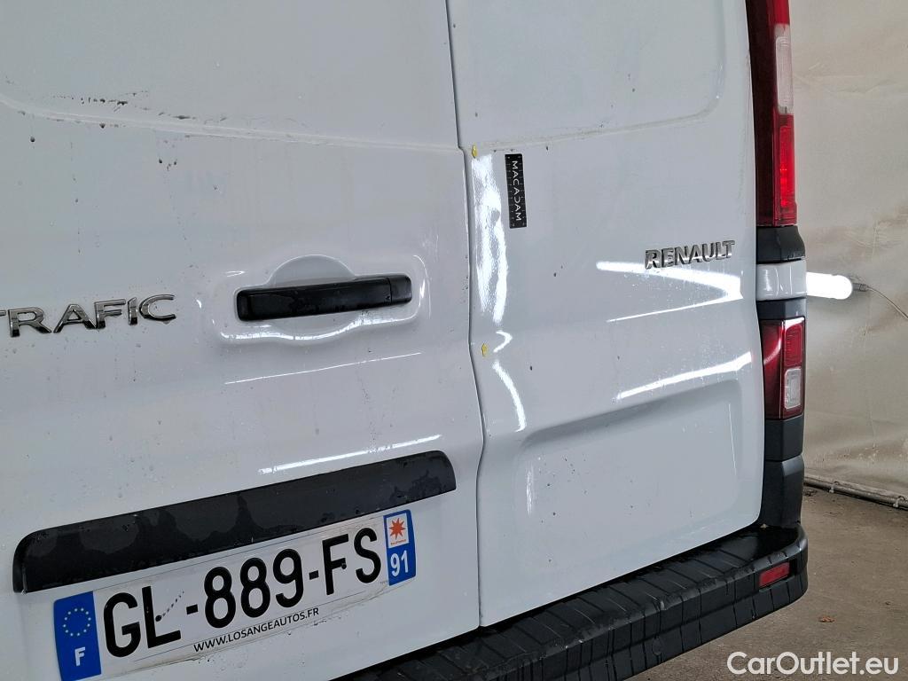  Renault  Trafic  III Fourgon L2H1 3T Confort 2.0 dCi 130CV BVM6 E6d #17