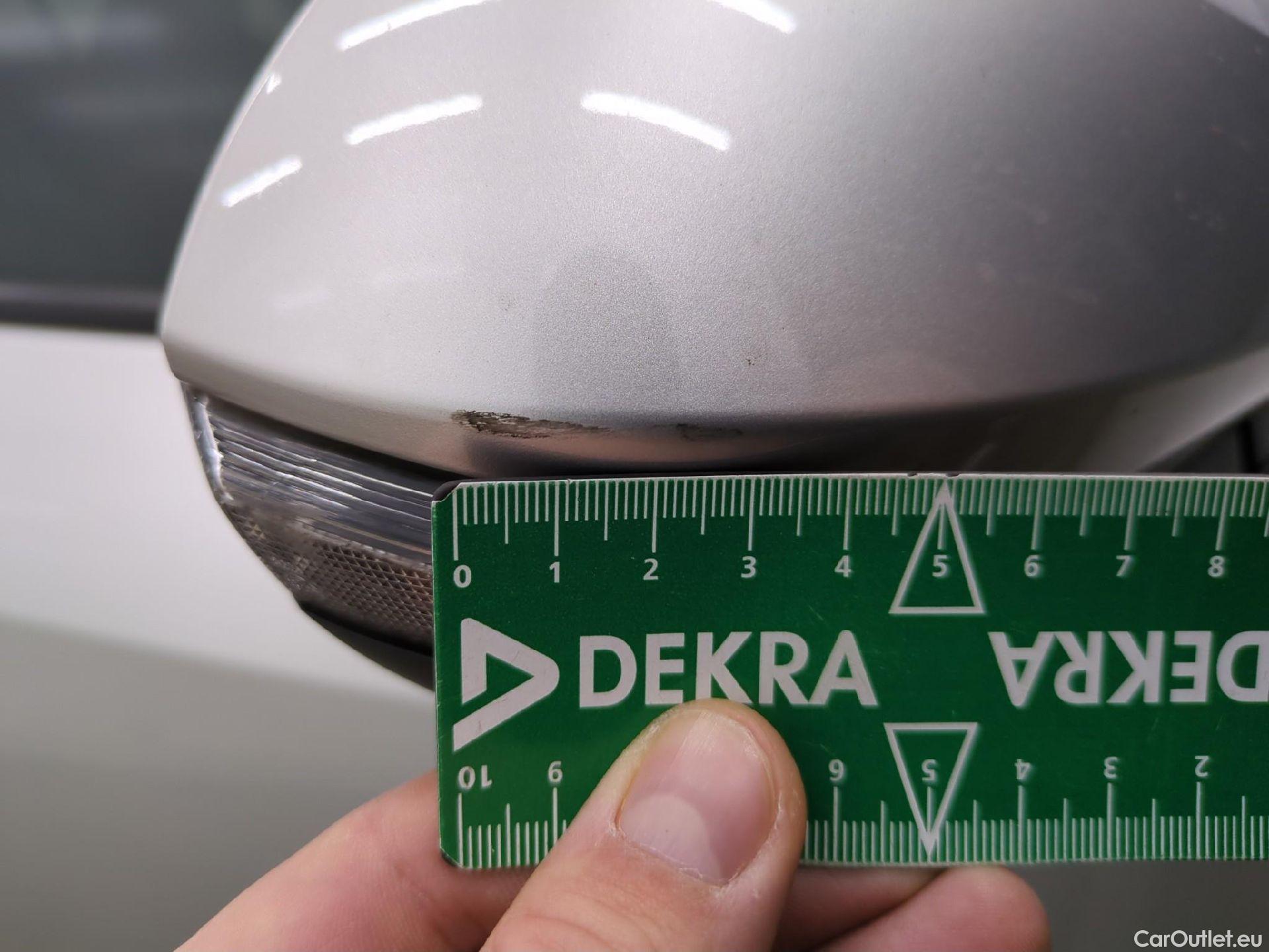  Toyota  Corolla TOYOTA  Touring Sports / 2018 / 5P / Break Hybride 122h Dynamic Business Beyond Zer #19