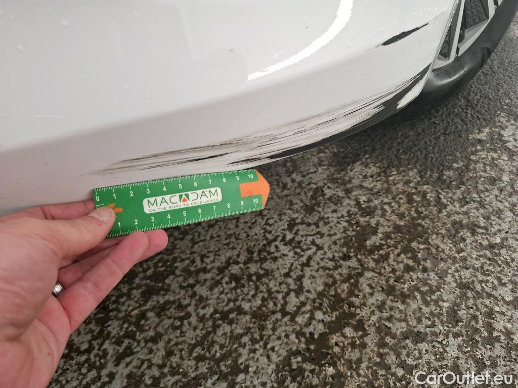  Hyundai   Ioniq HYUNDAI / 2019 / 5P / Berline 39kWh Electric Executive #4